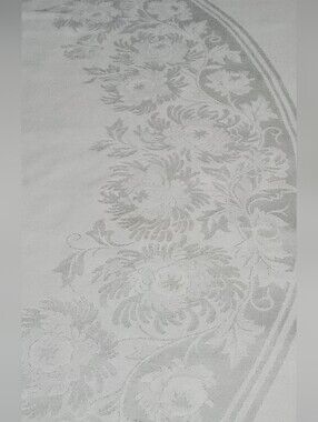 BRIGHT WHITE DOUBLE DAMASK OVAL TABLECLOTH VINTAGE